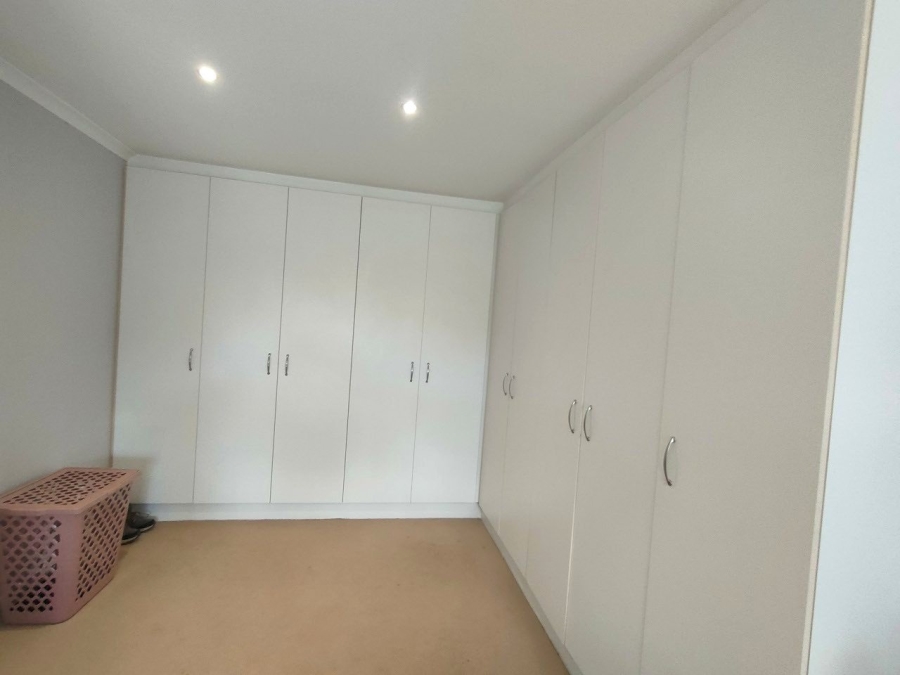  Bedroom Property for Sale in Bluewater Bay Eastern Cape